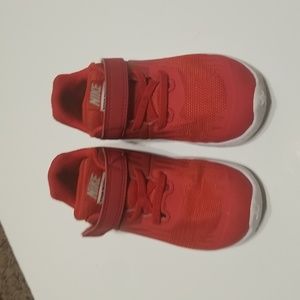 NIKE toddler boys shoes size 8C red colour